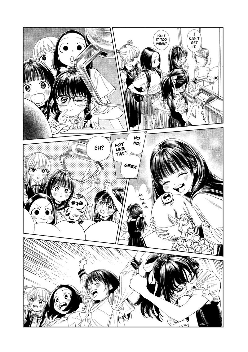 Read Akebi-chan no Sailor Fuku Manga Online